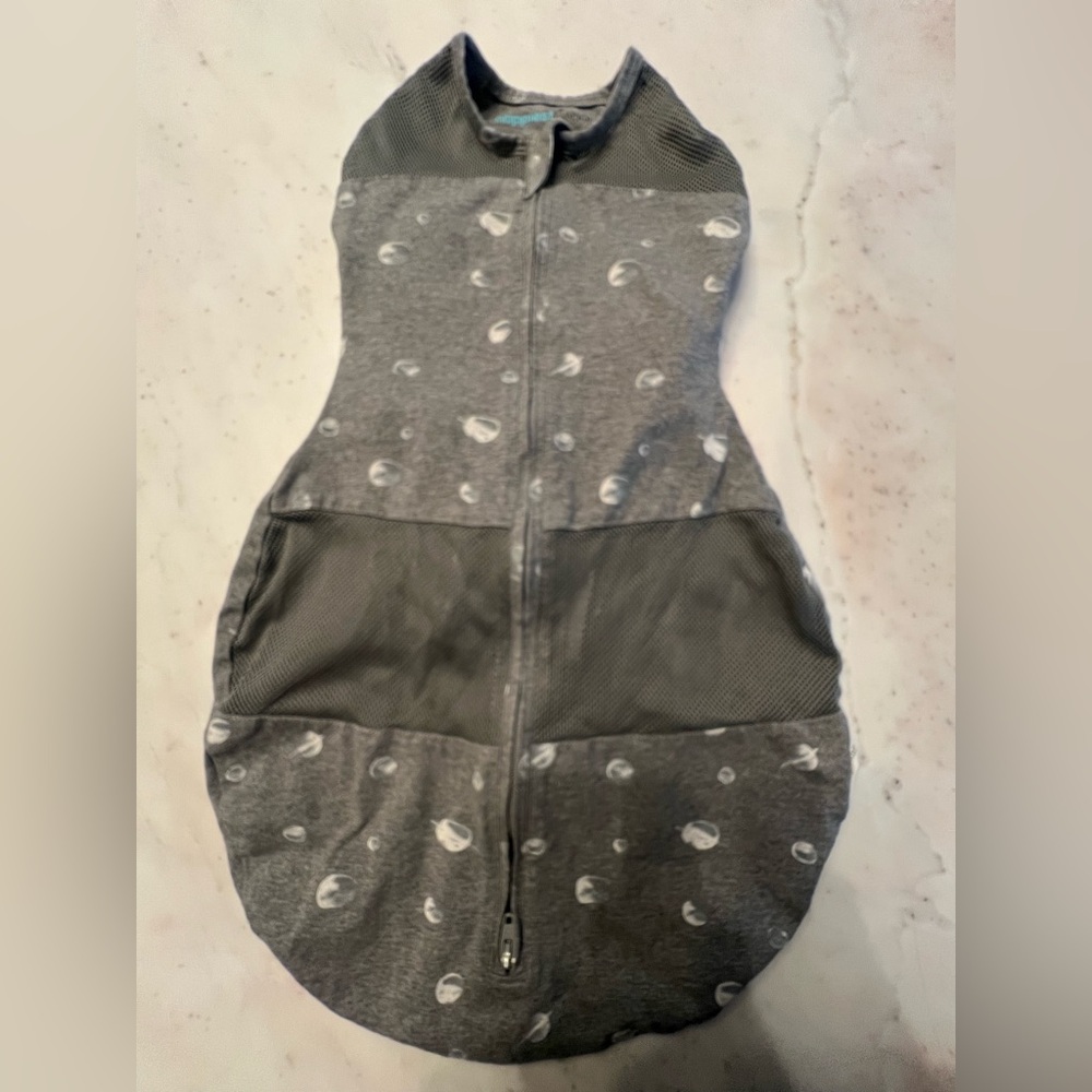 Happiest baby transition swaddle (small)